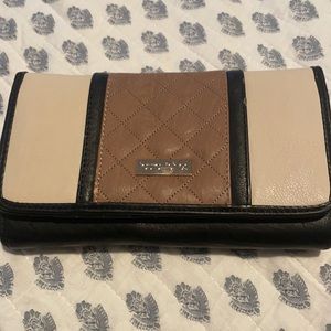 Brand new wallet but it does have some